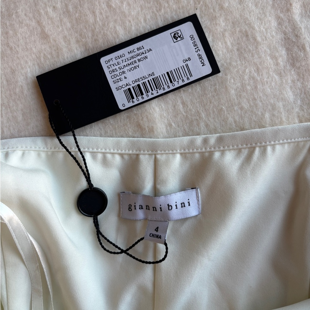 Gianni Bini Cream Mini Dress - Picture 6 of 6